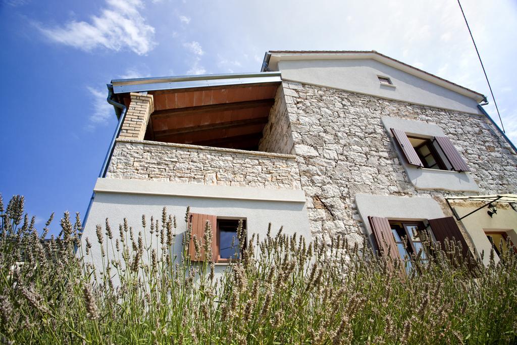 Holiday Home Stancija Becic Mugeba Zewnętrze zdjęcie